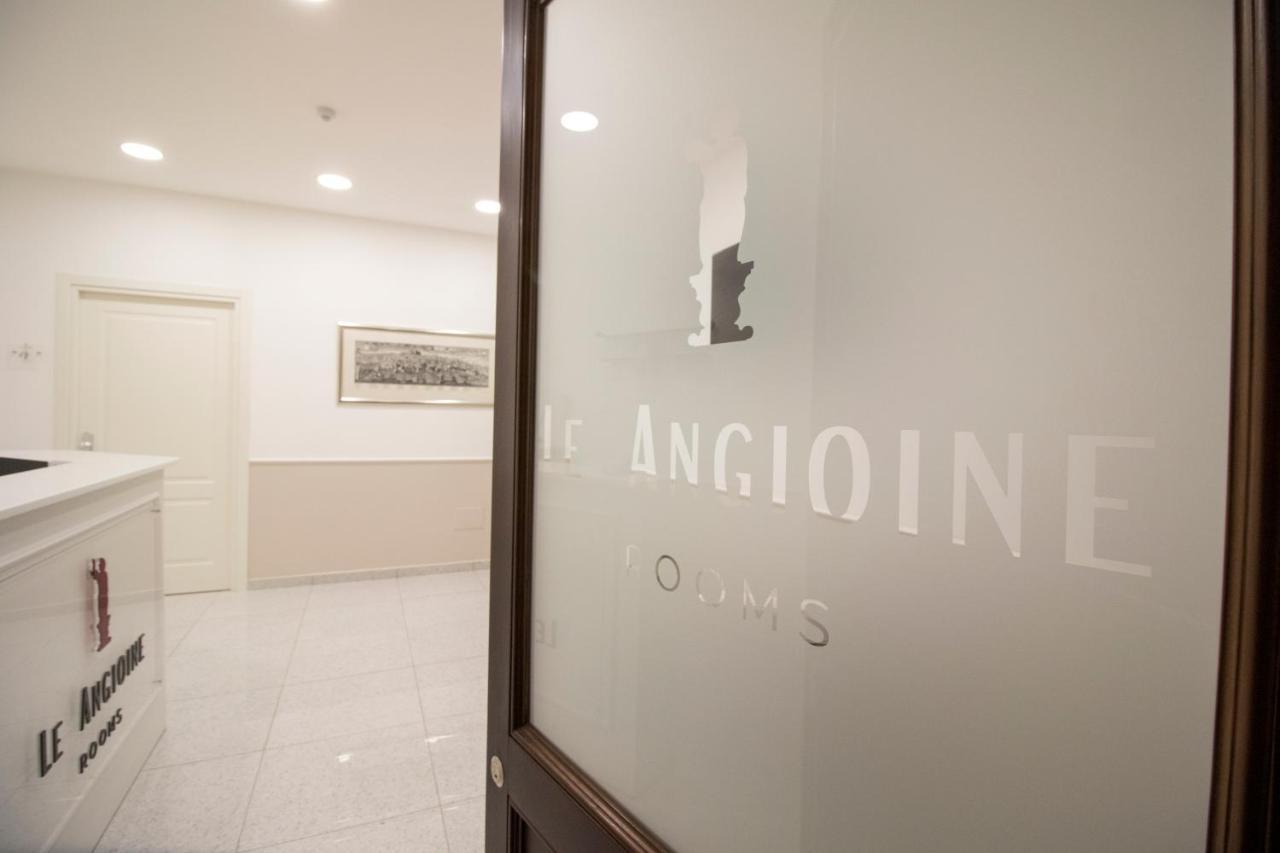 נאפולי Le Angioine Rooms מראה חיצוני תמונה