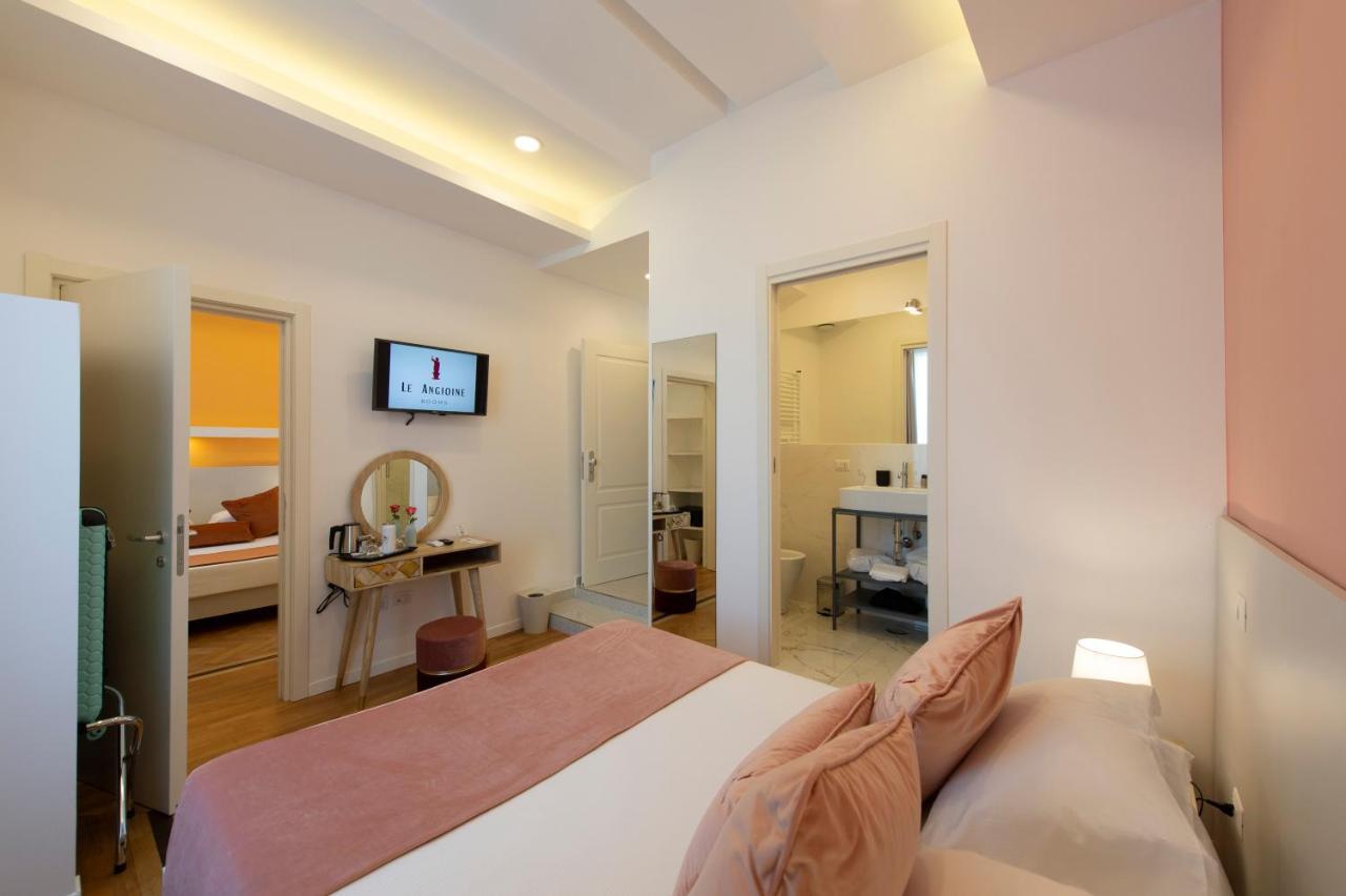 נאפולי Le Angioine Rooms מראה חיצוני תמונה