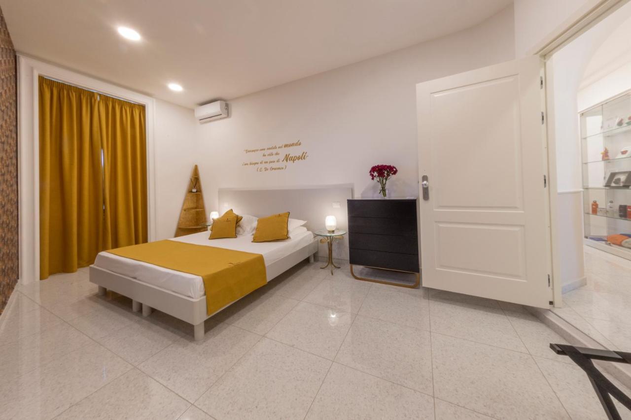 נאפולי Le Angioine Rooms מראה חיצוני תמונה