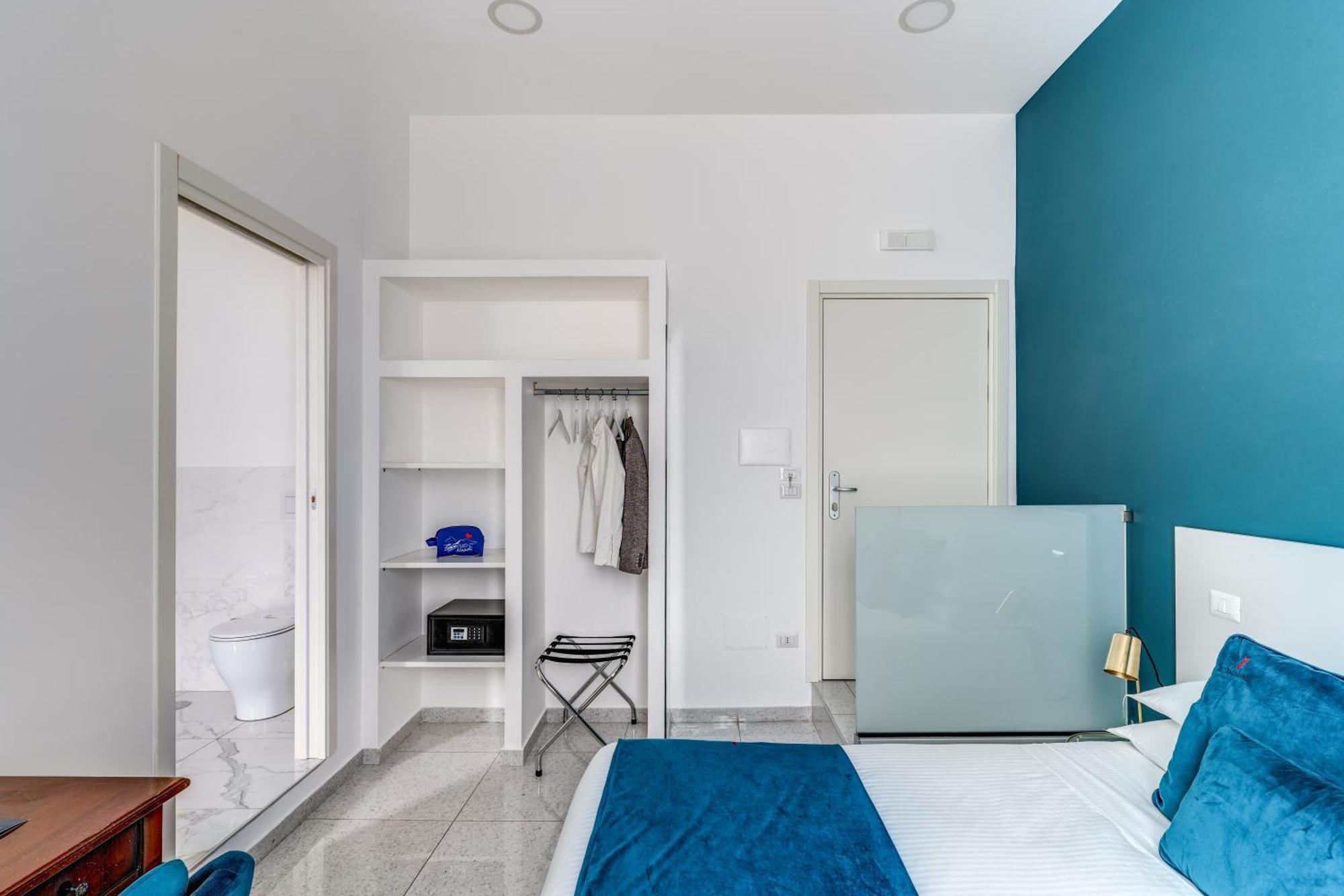 נאפולי Le Angioine Rooms מראה חיצוני תמונה