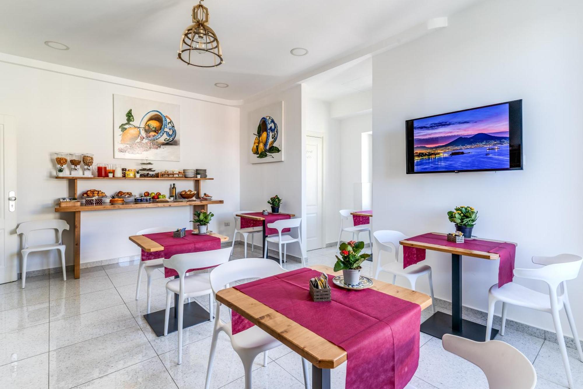 נאפולי Le Angioine Rooms מראה חיצוני תמונה